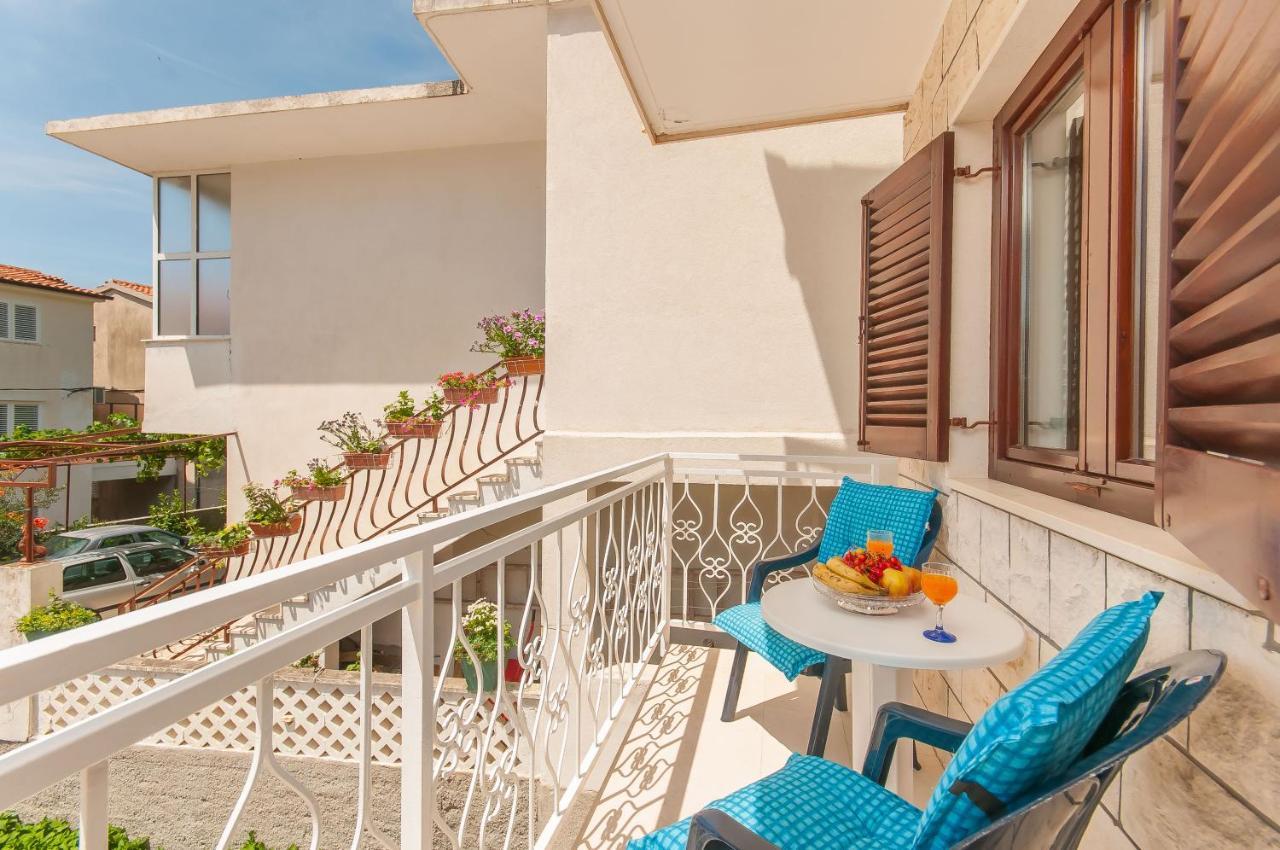 Apartments Ricina Dugi Rat Εξωτερικό φωτογραφία
