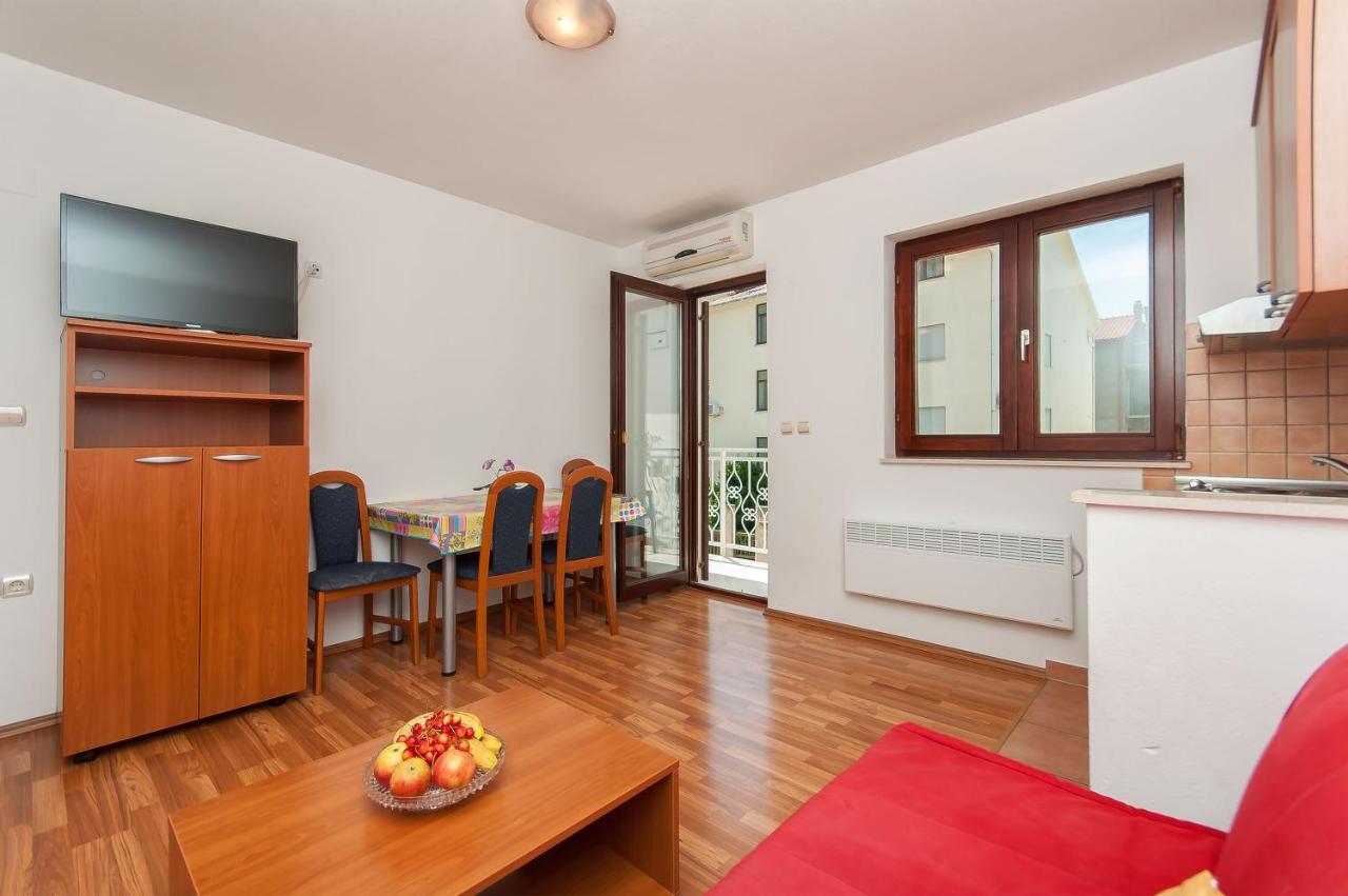 Apartments Ricina Dugi Rat Εξωτερικό φωτογραφία