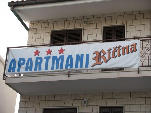 Apartments Ricina Dugi Rat Εξωτερικό φωτογραφία